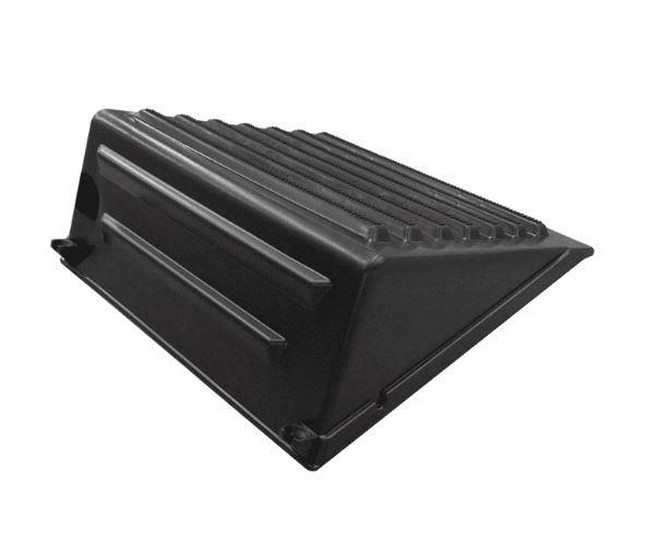 TAMPA DA BATERIA VOLVO FH COM FURO
